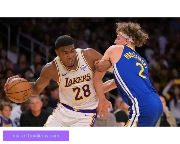 湖人再遇困境 里夫斯因肋骨侧腹伤情接受影像检查出战成疑